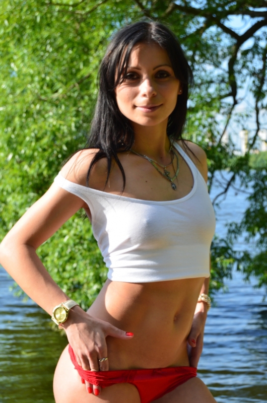 Милана, 22 года, 1 размер груди